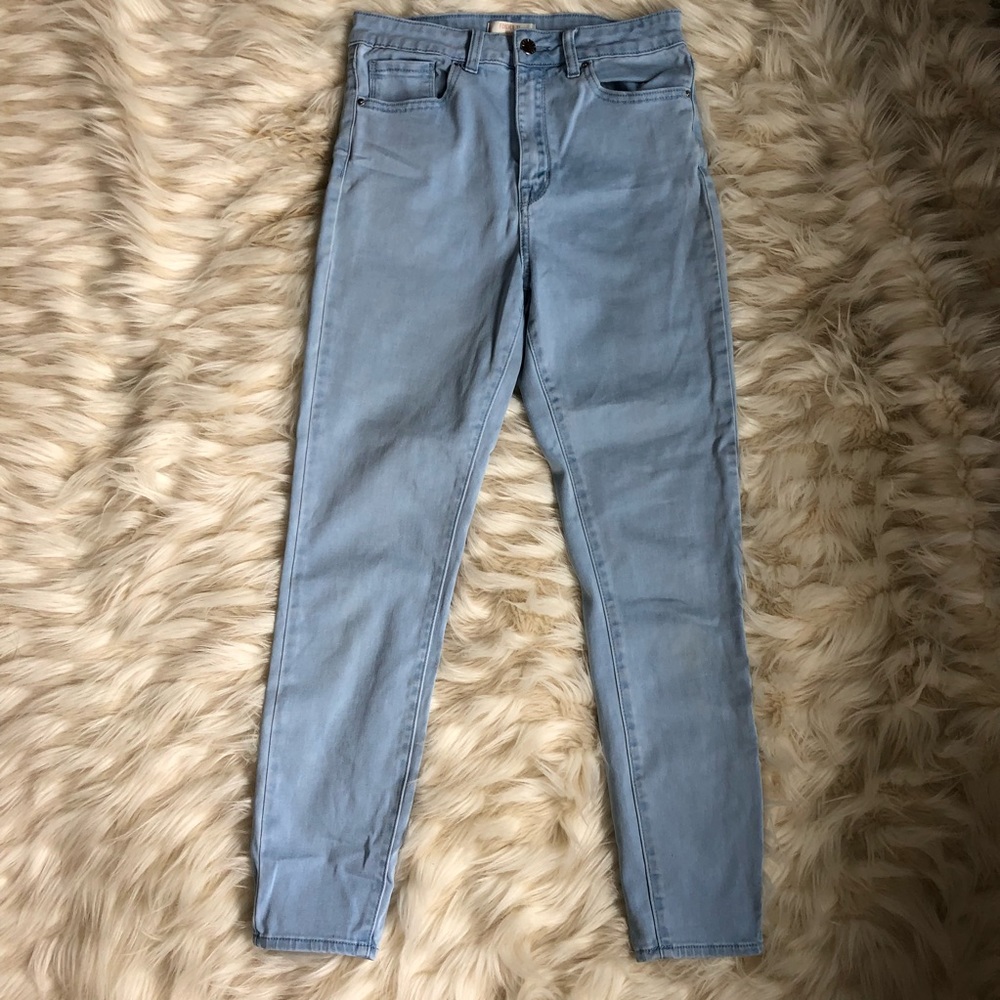 high wasted jeans